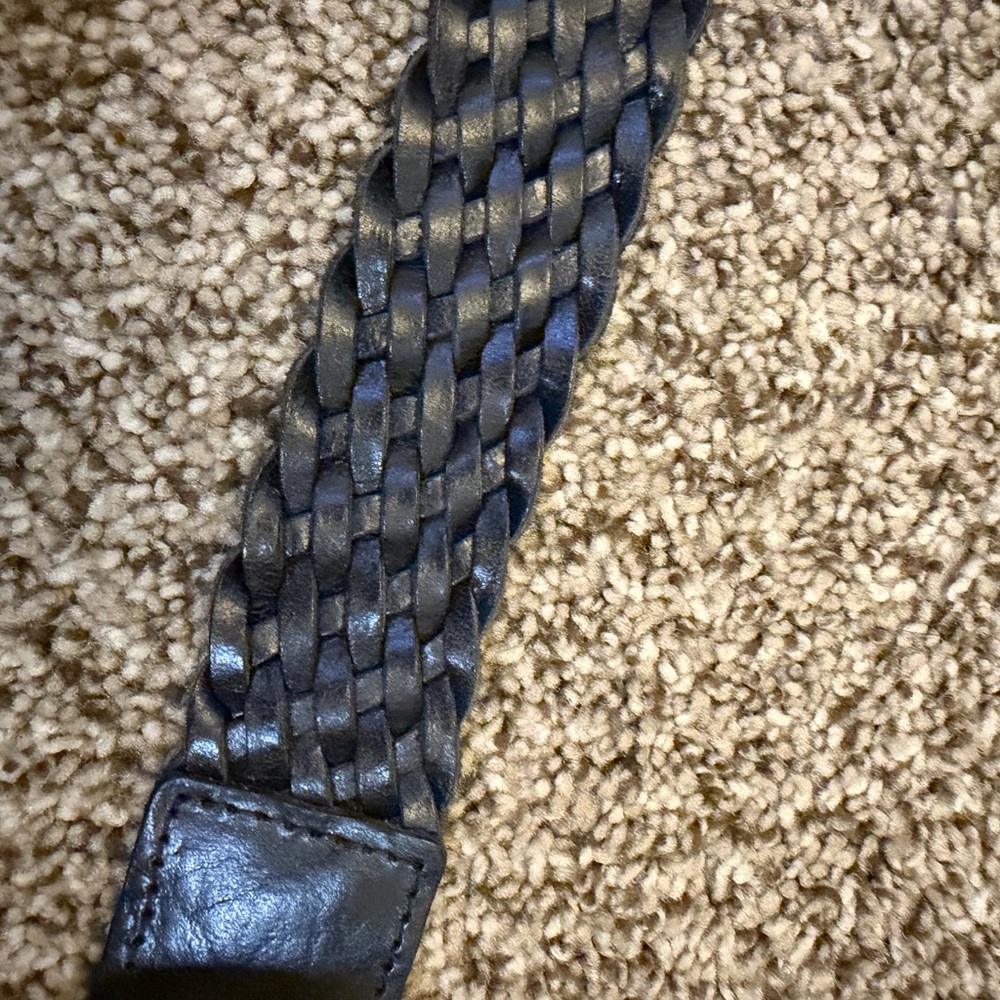 Michael Kors Leather belt with Gold Accents XL - Picture 9 of 9